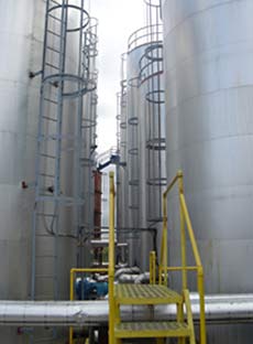 Exterior bulk storage